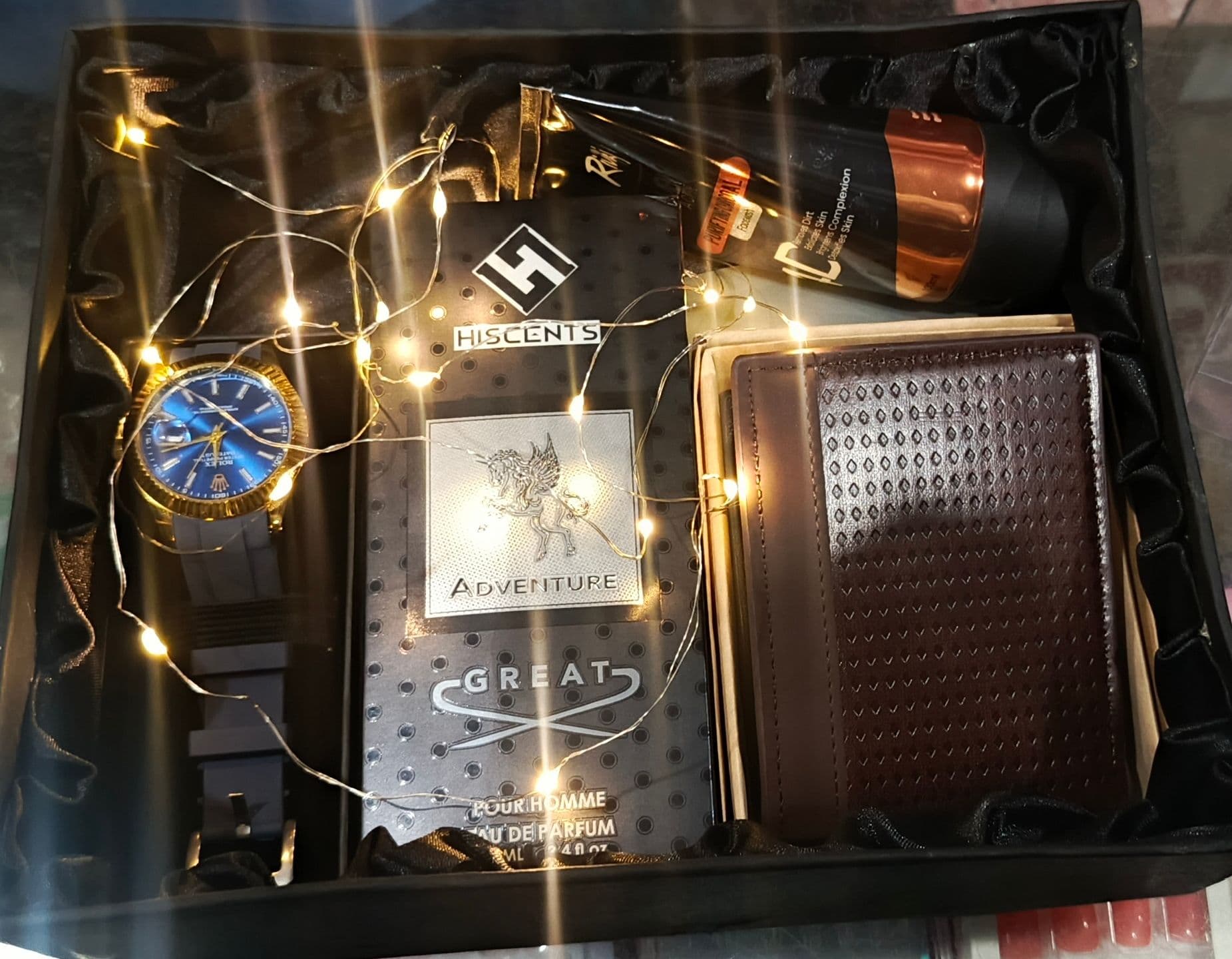 Men's led box view 2